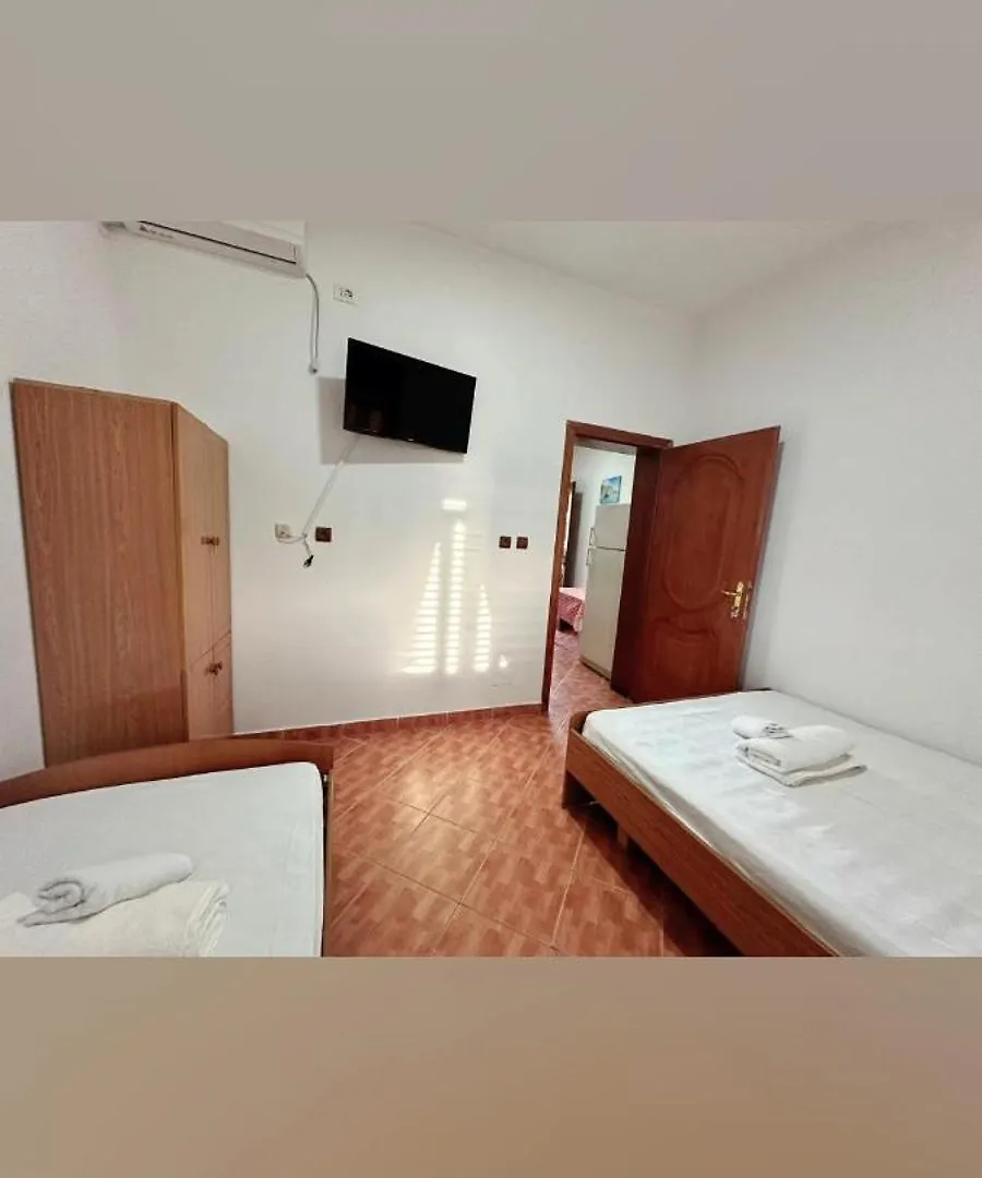 Aparthotel Appartamento Vacanze In Villa Bashllari Vlore